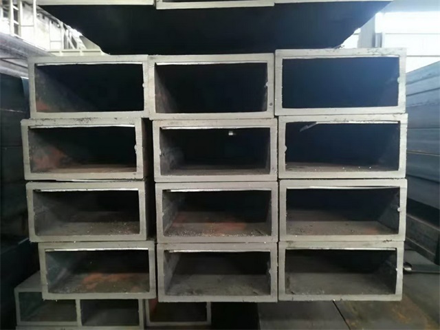 乌尔禾Q235冷拔方管材质特点 适用工程场景分析